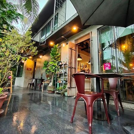 אמפווה Gajib Bed&Breakfast מראה חיצוני תמונה