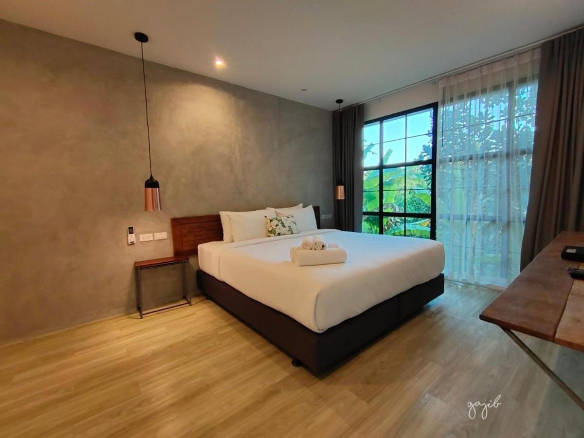 אמפווה Gajib Bed&Breakfast מראה חיצוני תמונה