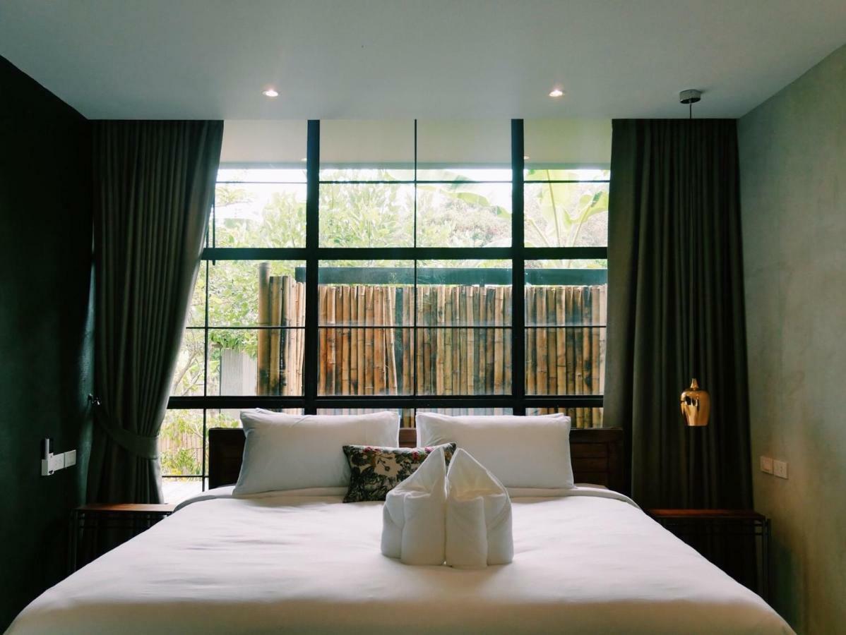 אמפווה Gajib Bed&Breakfast מראה חיצוני תמונה
