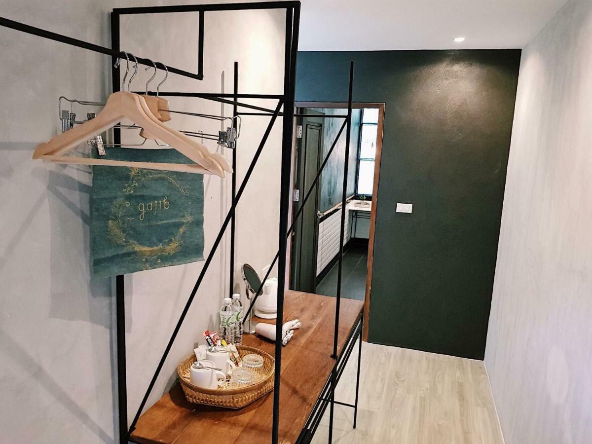 אמפווה Gajib Bed&Breakfast מראה חיצוני תמונה