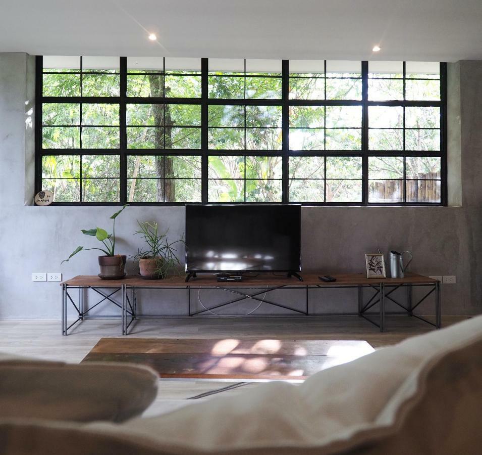 אמפווה Gajib Bed&Breakfast מראה חיצוני תמונה